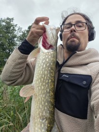 Gädda, 2330g, Hans Sandberg, 2025-08-29, Nynäshamn , fiskemetod: Bottenmete