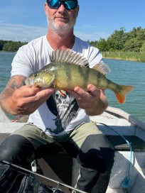 Abborre, 570g, Thomas  Clerwall, 2026-08-09, Nynäshamn , fiskemetod: Spinnfiske