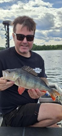 Abborre, 1020g, Mikael Andersson, 2026-08-12, Avesta, fiskemetod: Spinnfiske